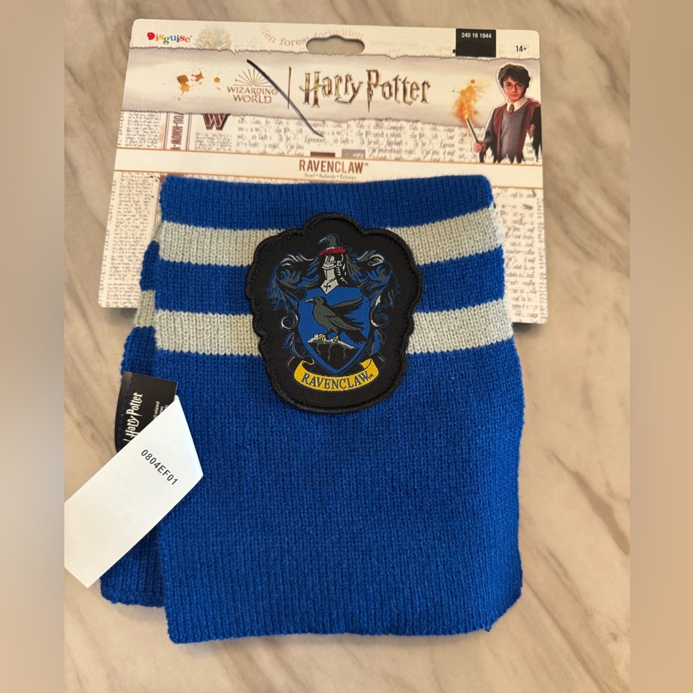 Warner Bros. Harry Potter Ravenclaw Blue and White Scarf